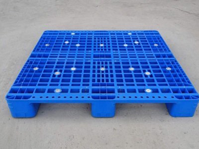 塑料托盤的優(yōu)點(diǎn)有哪些？