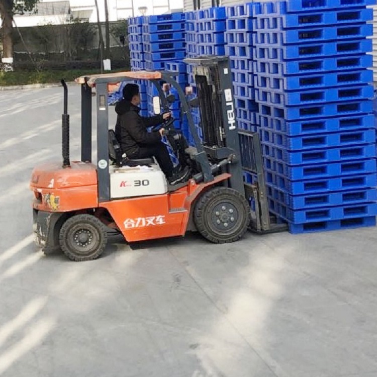 塑料托盤在物流周轉(zhuǎn)中有哪些作用?