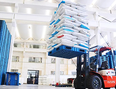 叉車托盤輸送的優點與存在的問題