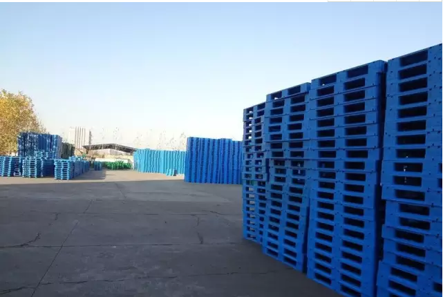 塑料托盤(pán)廠家發(fā)展?fàn)顩r