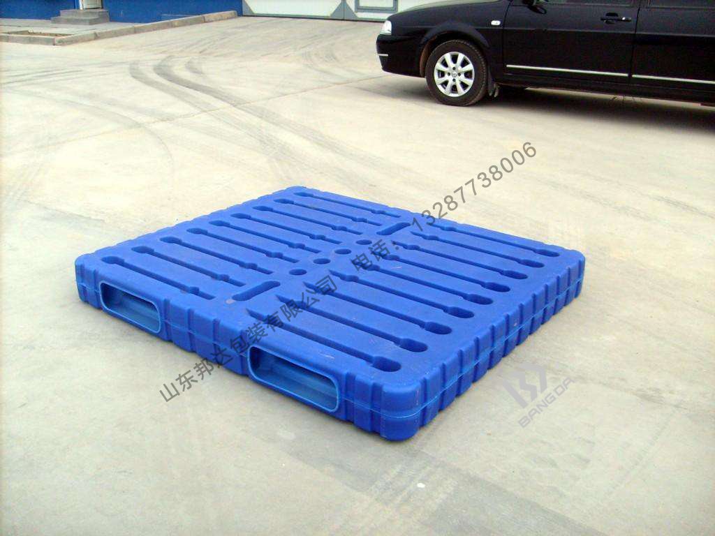 邦達包裝吹塑托盤特點介紹