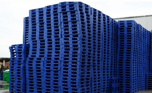 塑料托盤(pán)與木托盤(pán)相比有哪些明顯的優(yōu)勢(shì)?