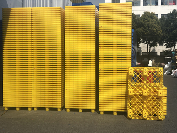 邦達老張夸夸那些一直在堅持做塑料托盤的廠家！