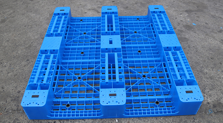 塑料托盤廠家直銷有哪些優勢?